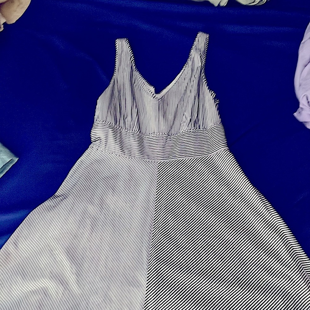 JONES NEW YORK STRIPED DRESS - Picture 13 of 15